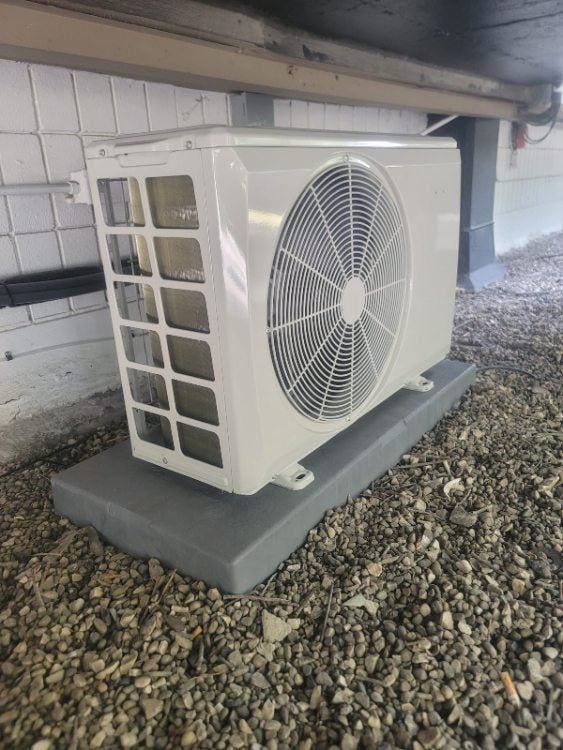 A Heat Pump in Edmonton, AB, by Hydro-Flo Plumbing & Heating